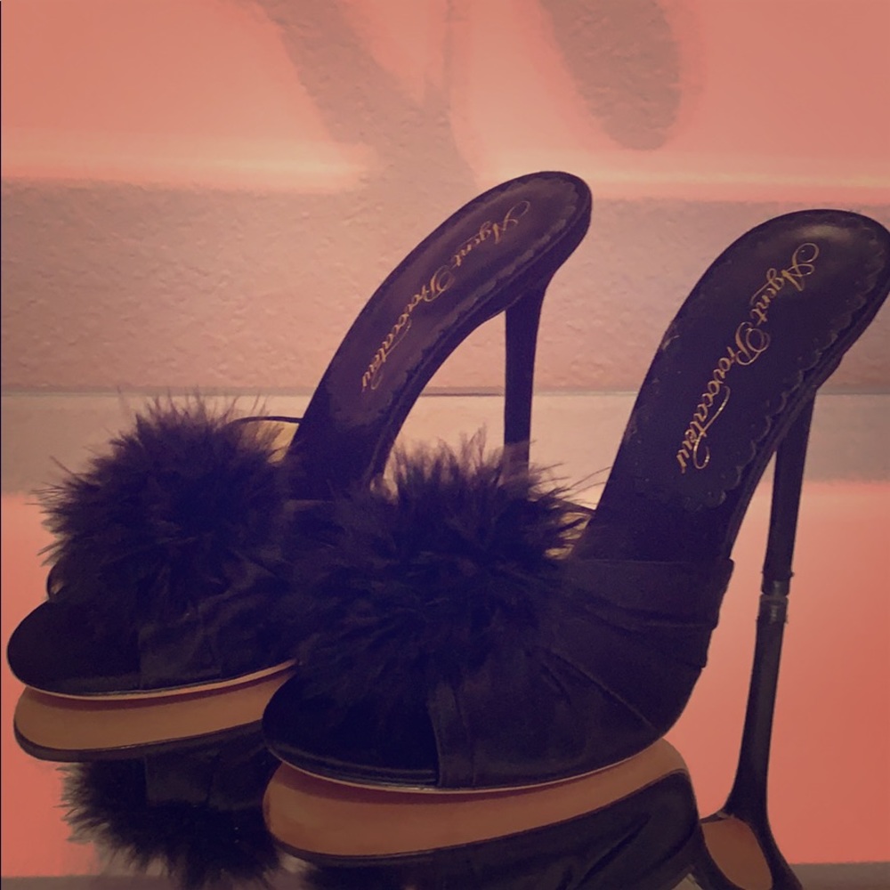 AGENT PROVOCATEUR peep toe heels